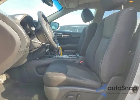 2017 Nissan Pathfinder S z USA, uszkodzony, nr VIN 5N1DR2MM7HC616591